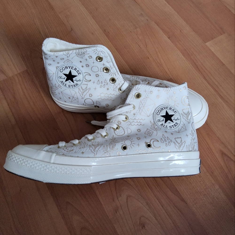 Unisex cream Converse. Size UK 9 - Picture 4 of 5